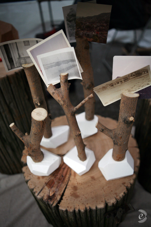 Troncos como centros de mesa - LaCelebracion.com